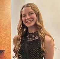 Charlotte Manke Profile Picture .jpg 1
