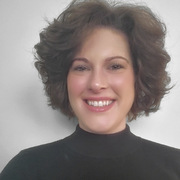 Dr Kate Mullins.jpg